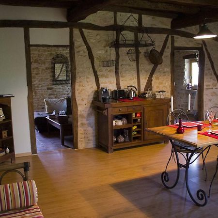 Les Chambres D'Hotes Du Rouyre Realmont Екстер'єр фото