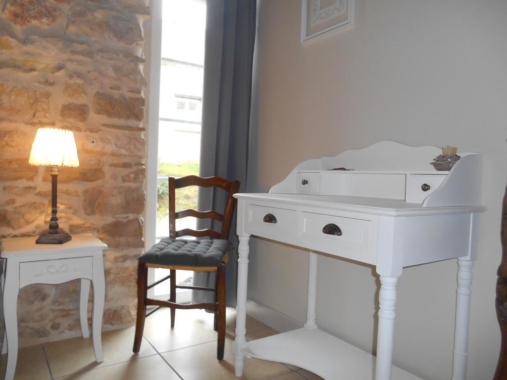 Les Chambres D'Hotes Du Rouyre Realmont Екстер'єр фото